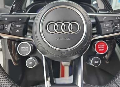 R8 (4S)