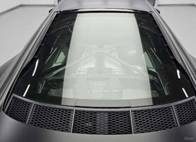 R8 (4S)