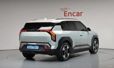 EV3