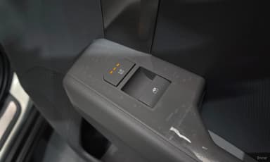 EV3