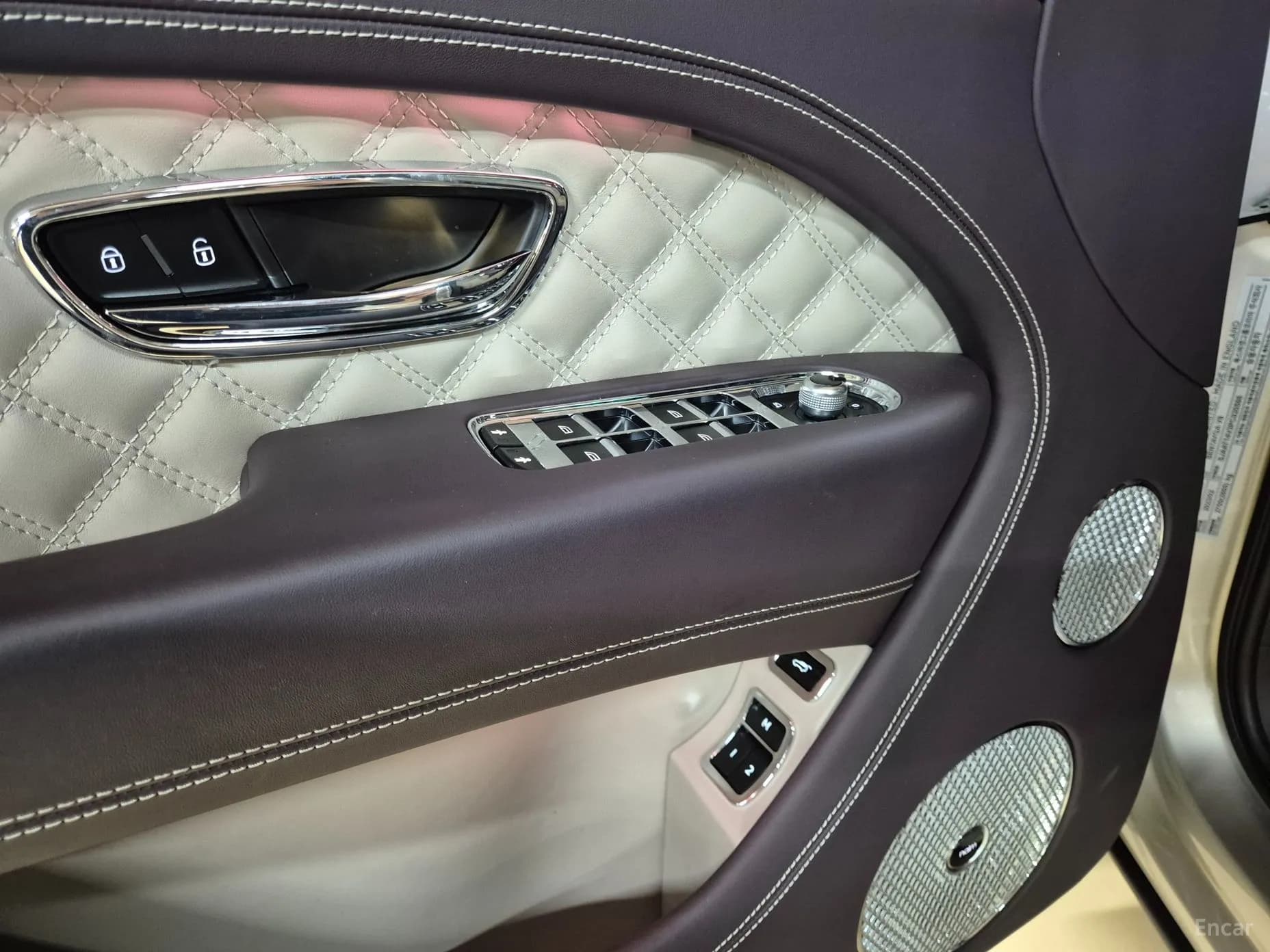 Bentayga
