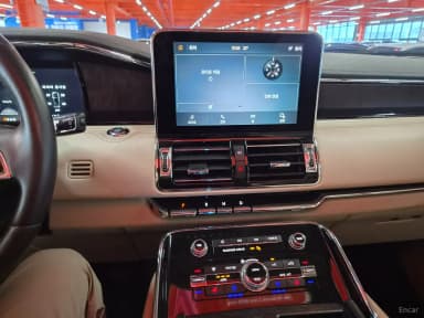 Navigator 4th generation