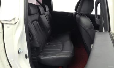 Rexton Sports Khan