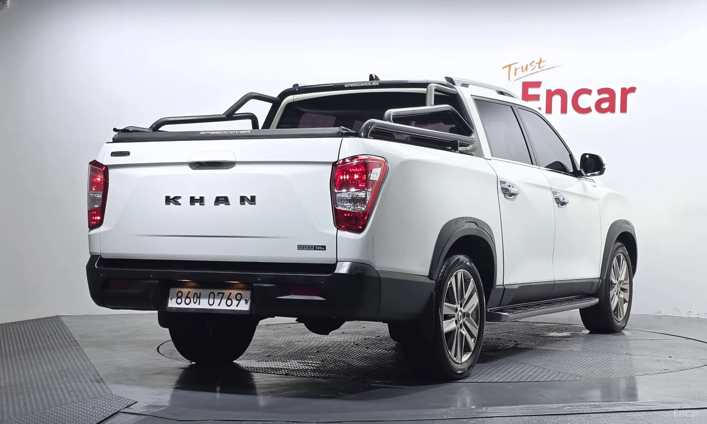 Rexton Sports Khan