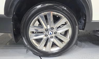 Rexton Sports Khan