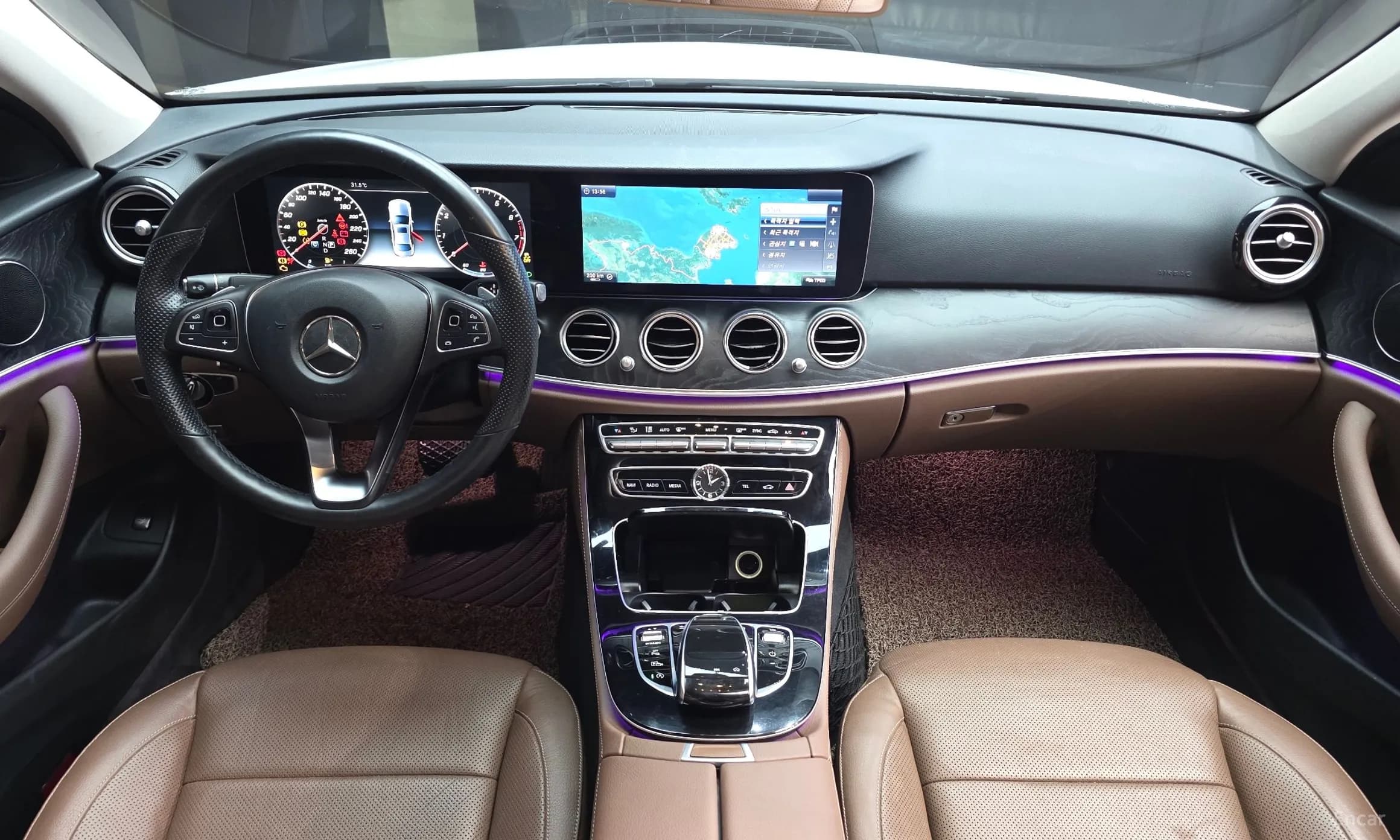 E-Class W213
