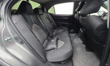 Camry (XV70)