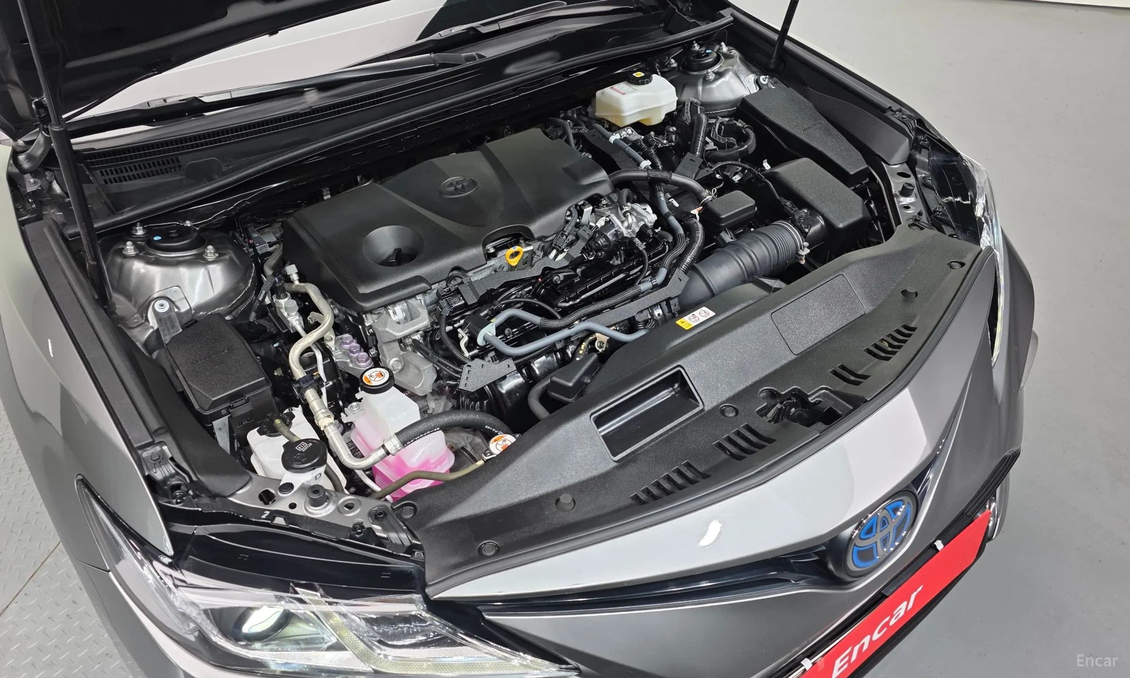 Camry (XV70)