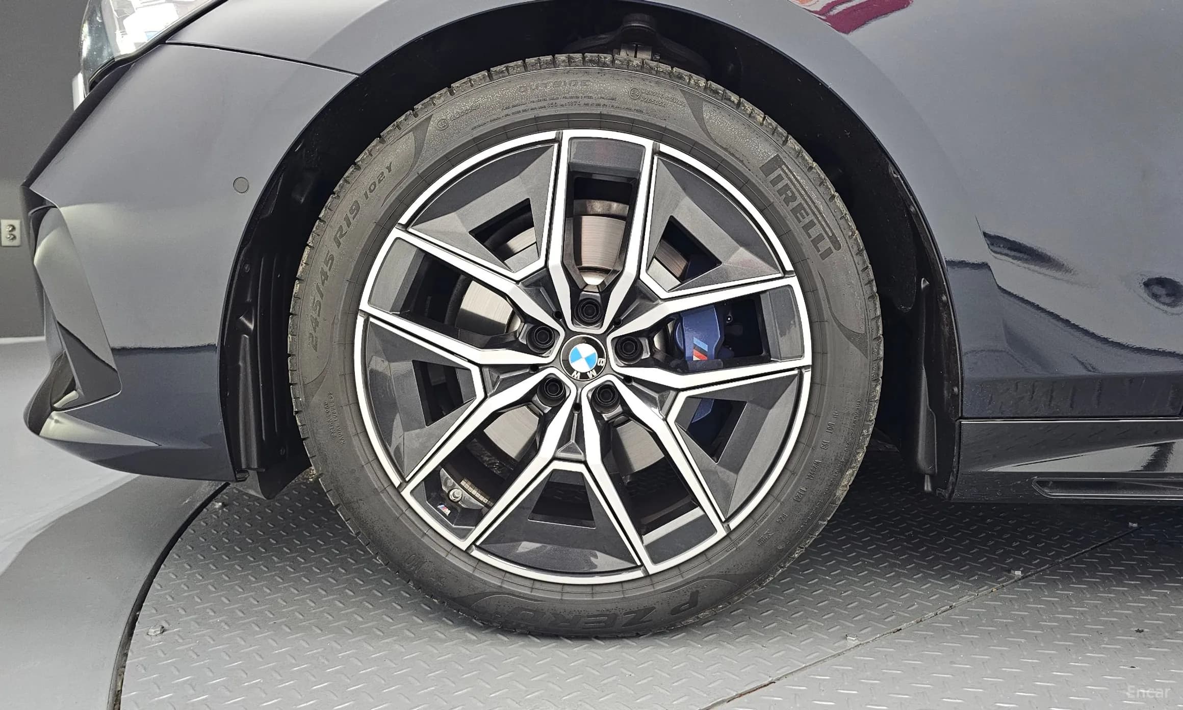 5 Series (G60)