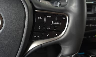 ES300h 7th Generation