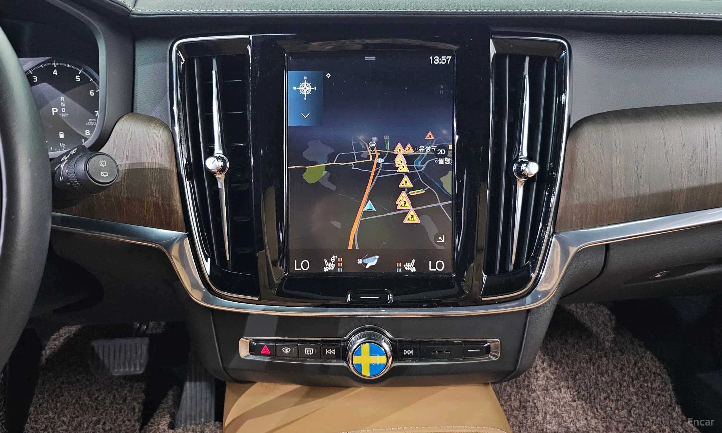 V90 Cross Country