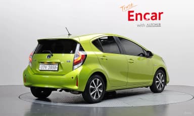 Prius C