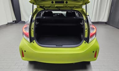Prius C