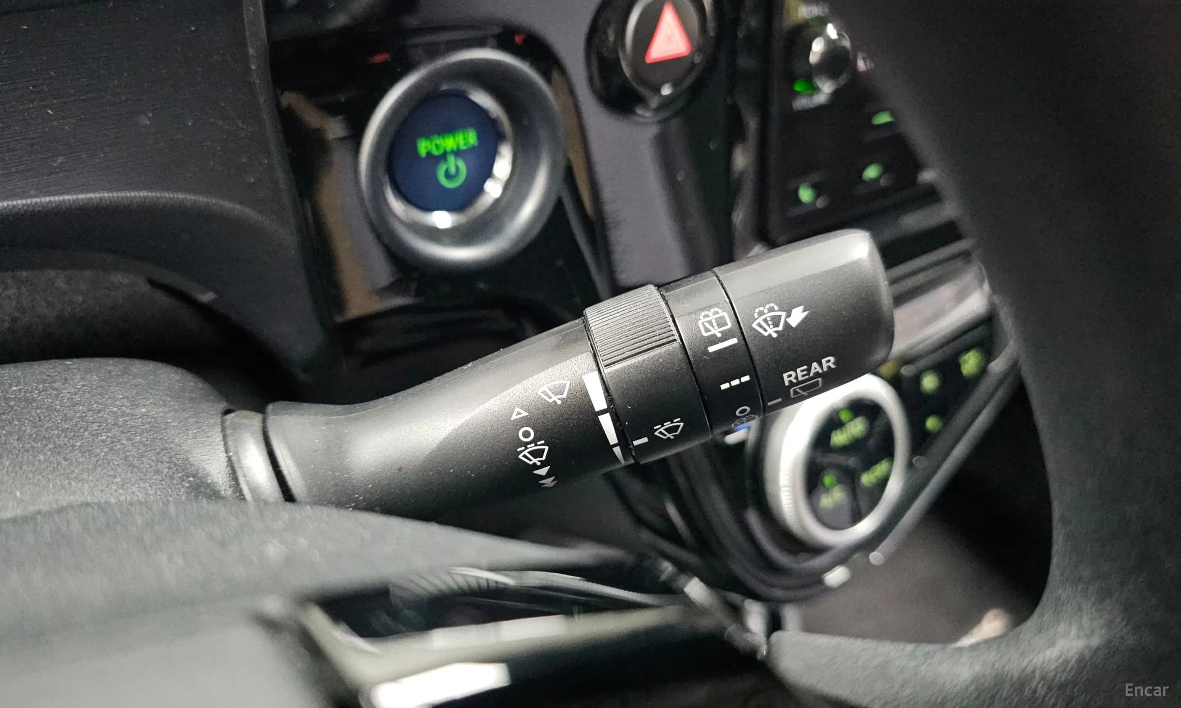 Prius C