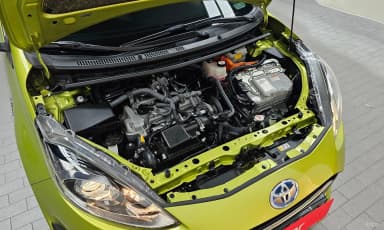 Prius C