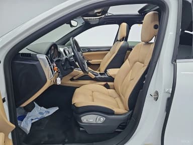 New Cayenne