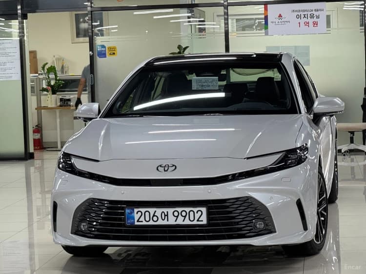 Camry (XV80)