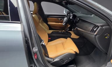 V90 Cross Country