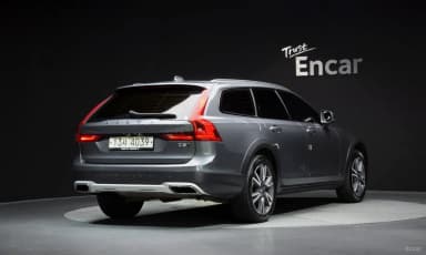 V90 Cross Country