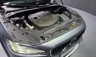 V90 Cross Country