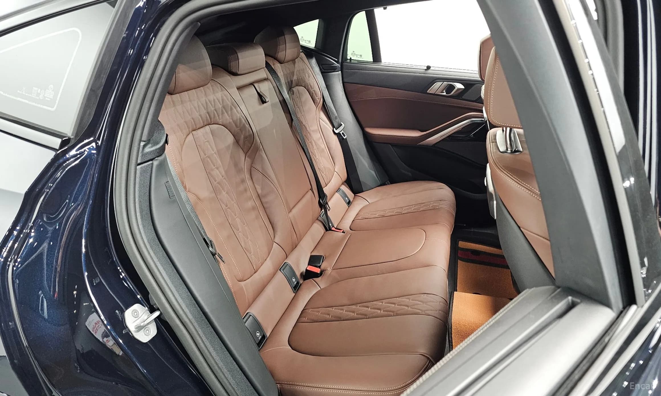 X6 (G06)