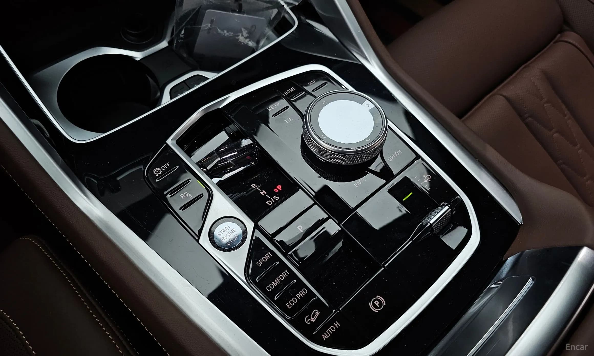 X6 (G06)