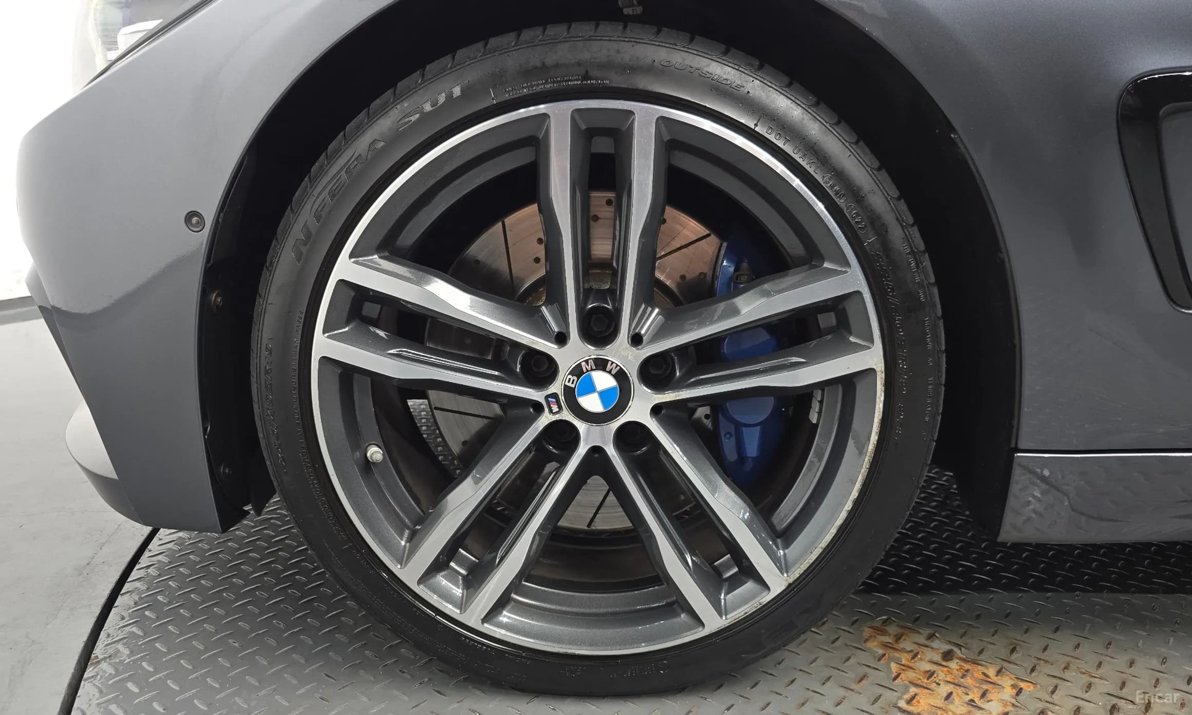 Series 4 (F32)