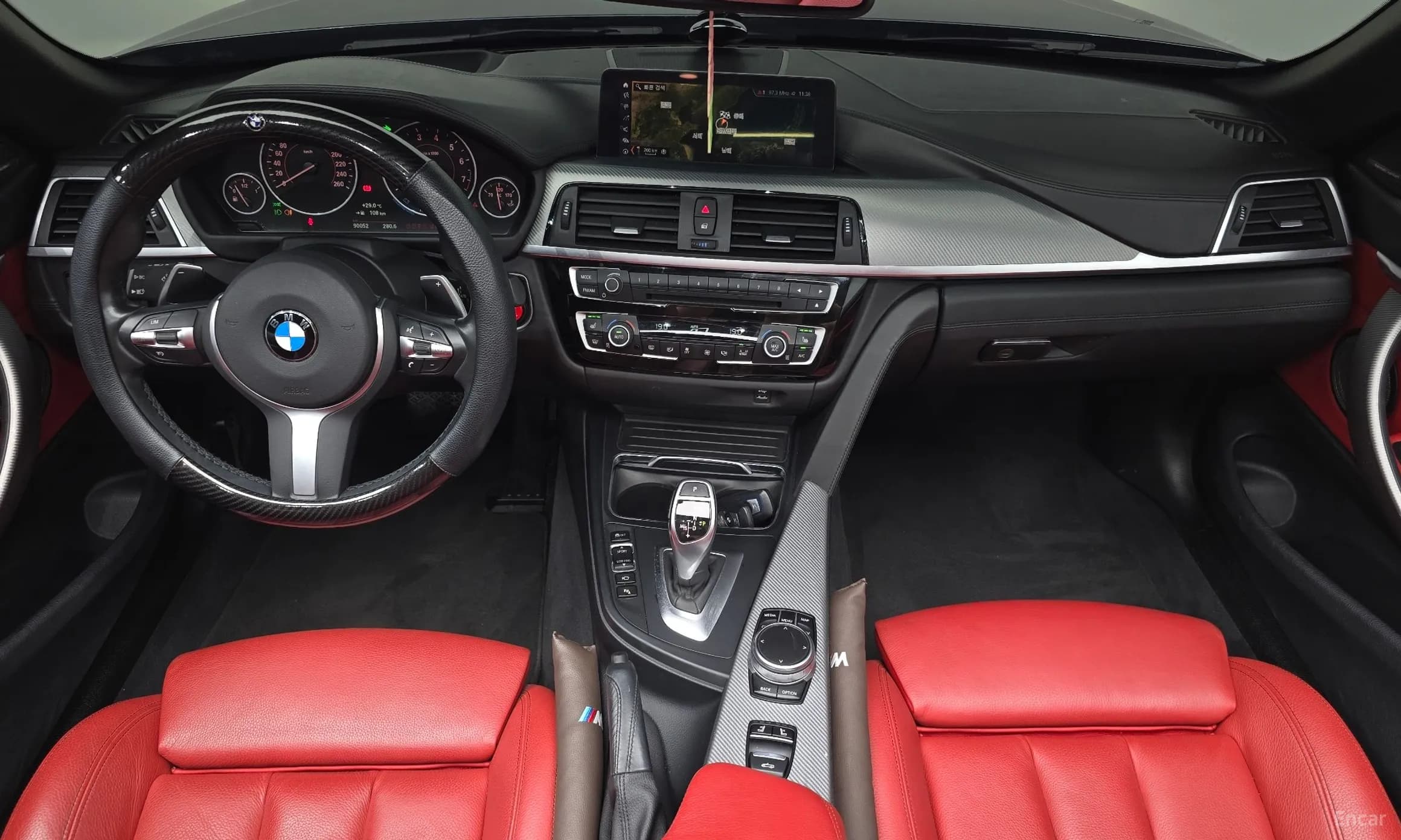Series 4 (F32)