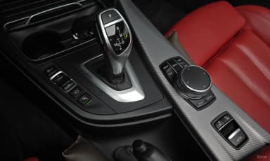 Series 4 (F32)