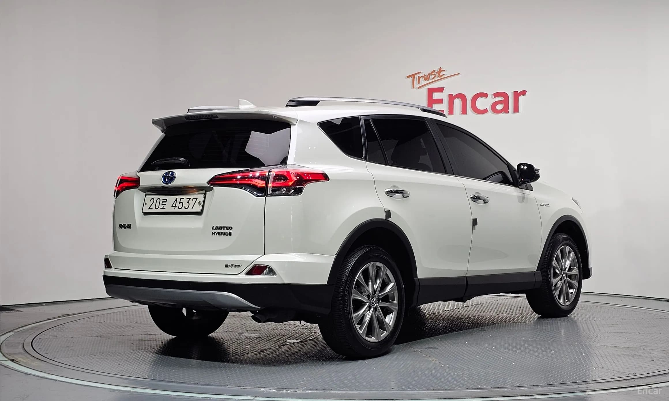 RAV4