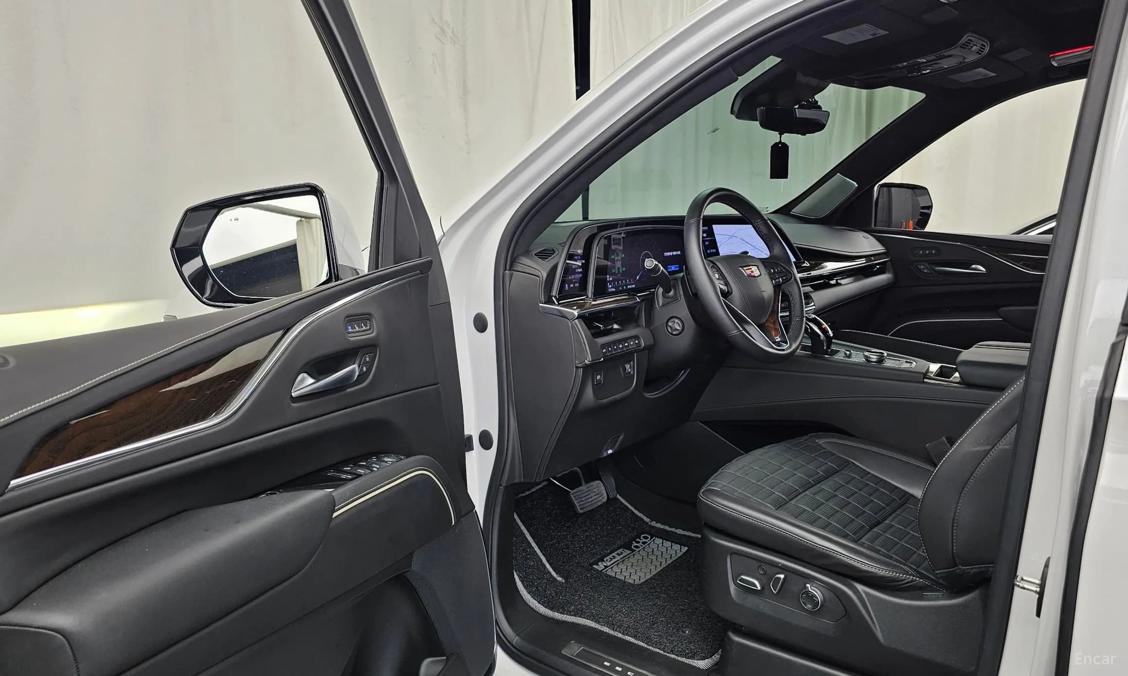Escalade 5th Generation
