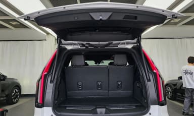 Escalade 5th Generation