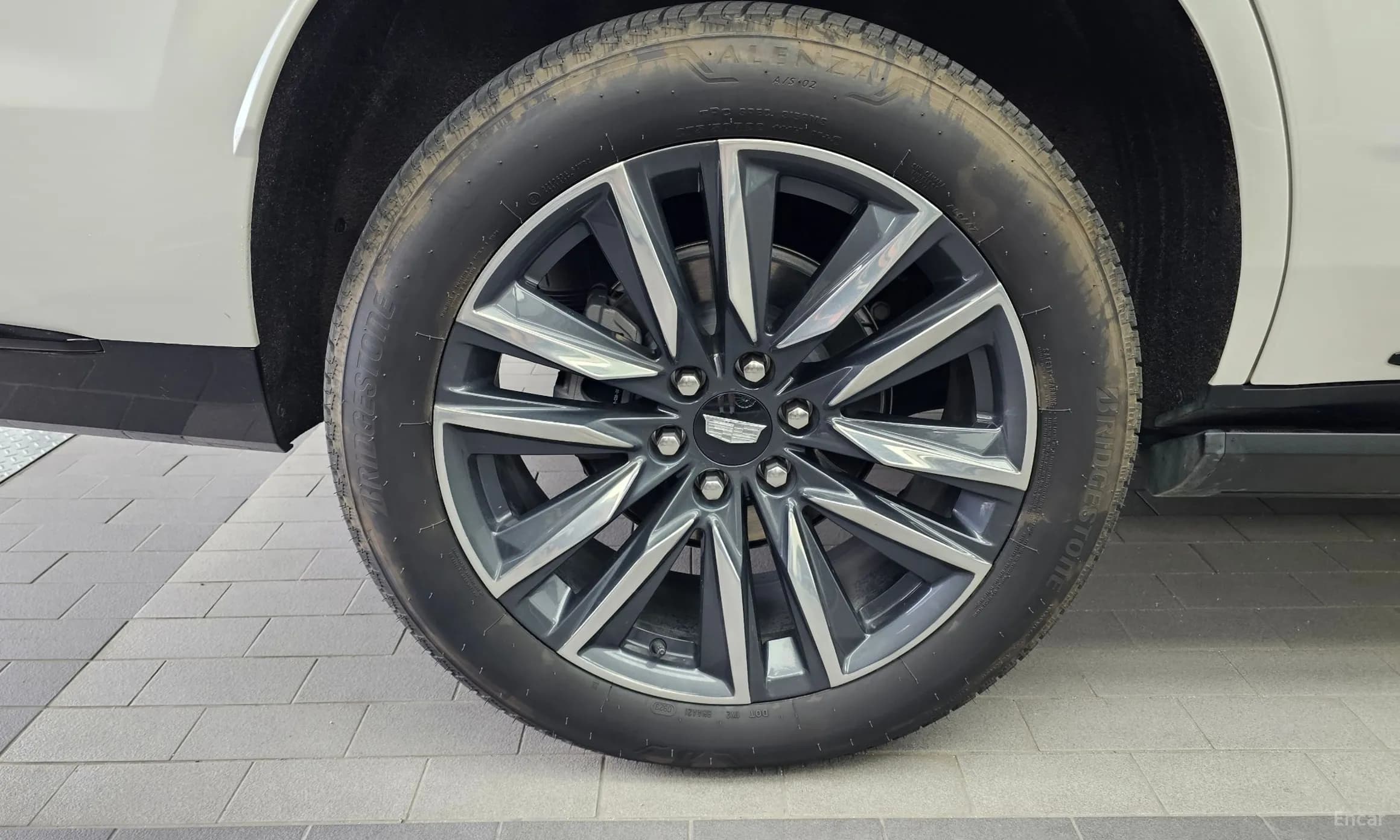 Escalade 5th Generation