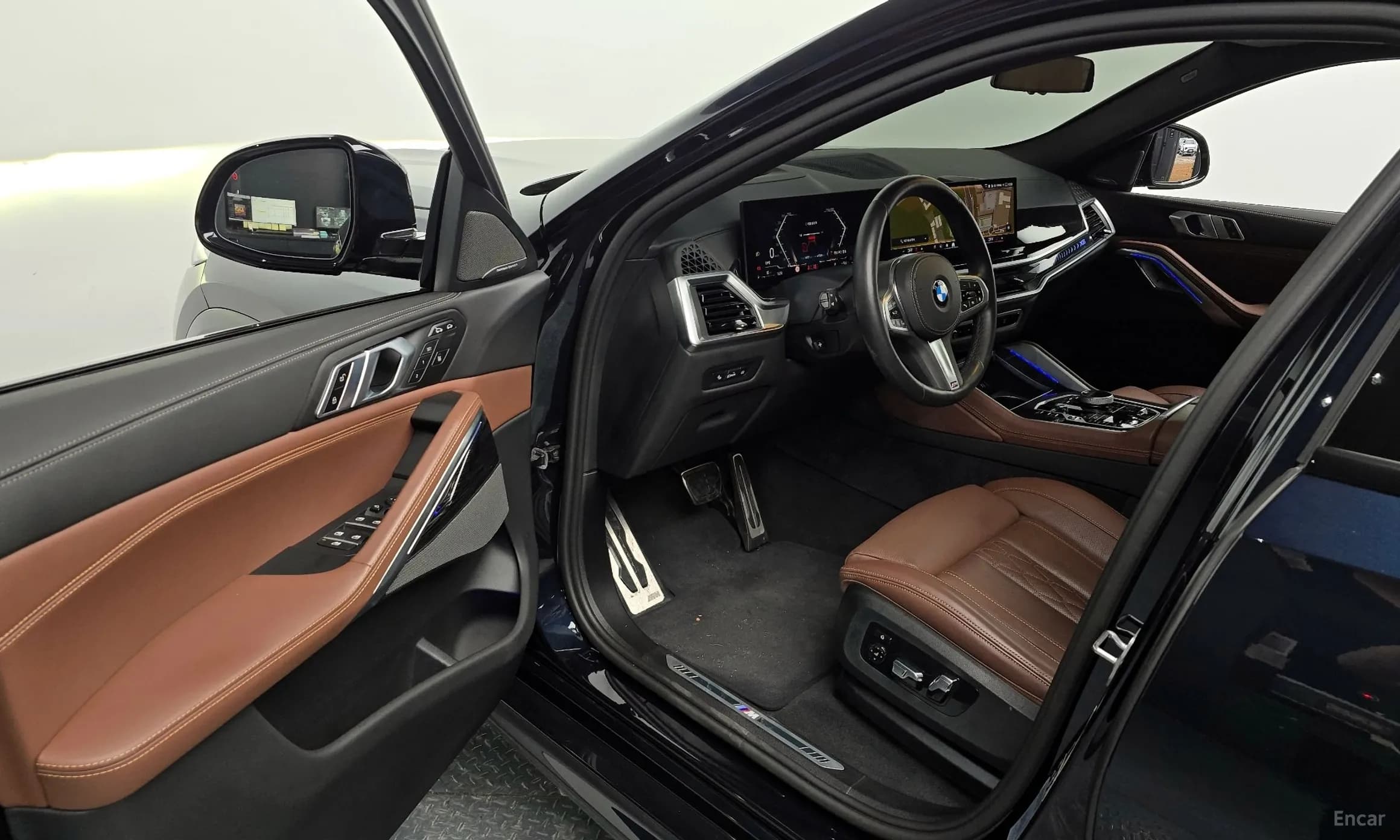 X6 (G06)