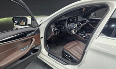 5 Series (G30)