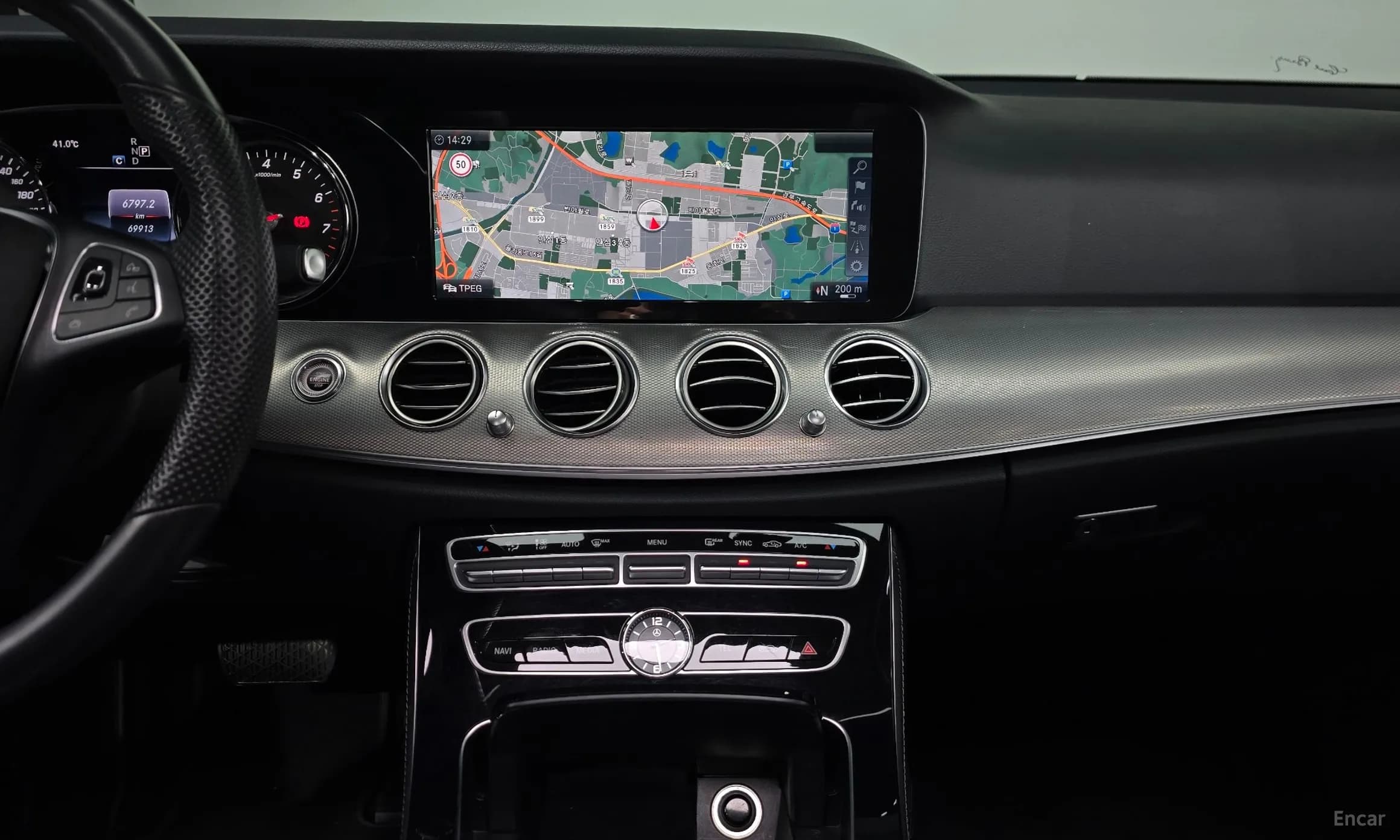 E-Class W213
