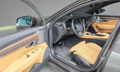 S90