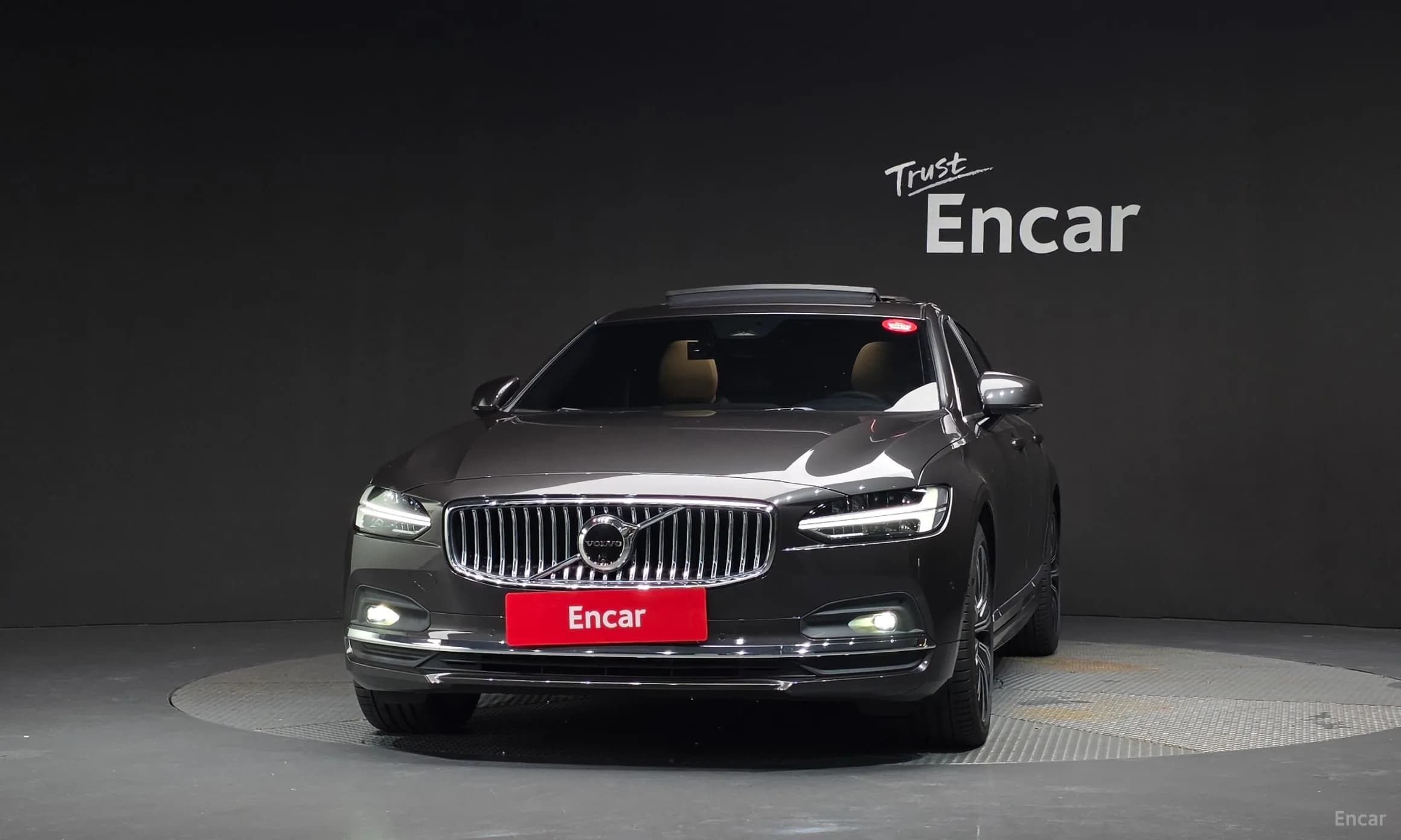 S90