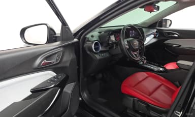Trax Crossover