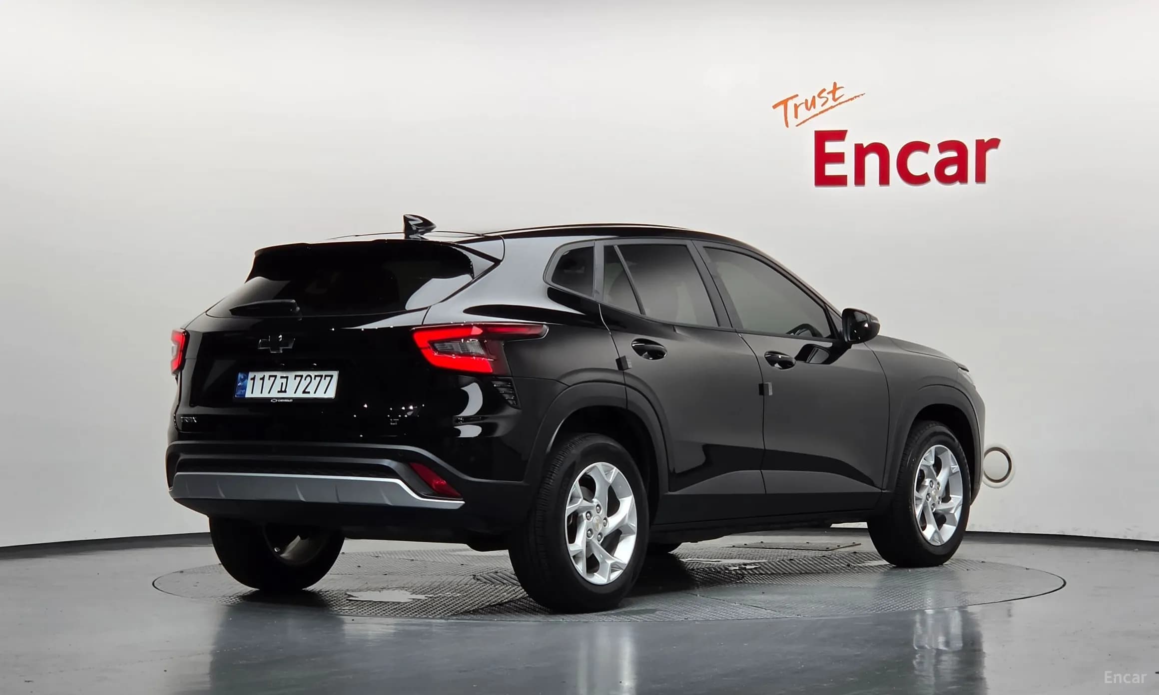 Trax Crossover