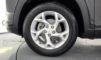 Trax Crossover
