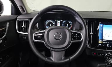 S90