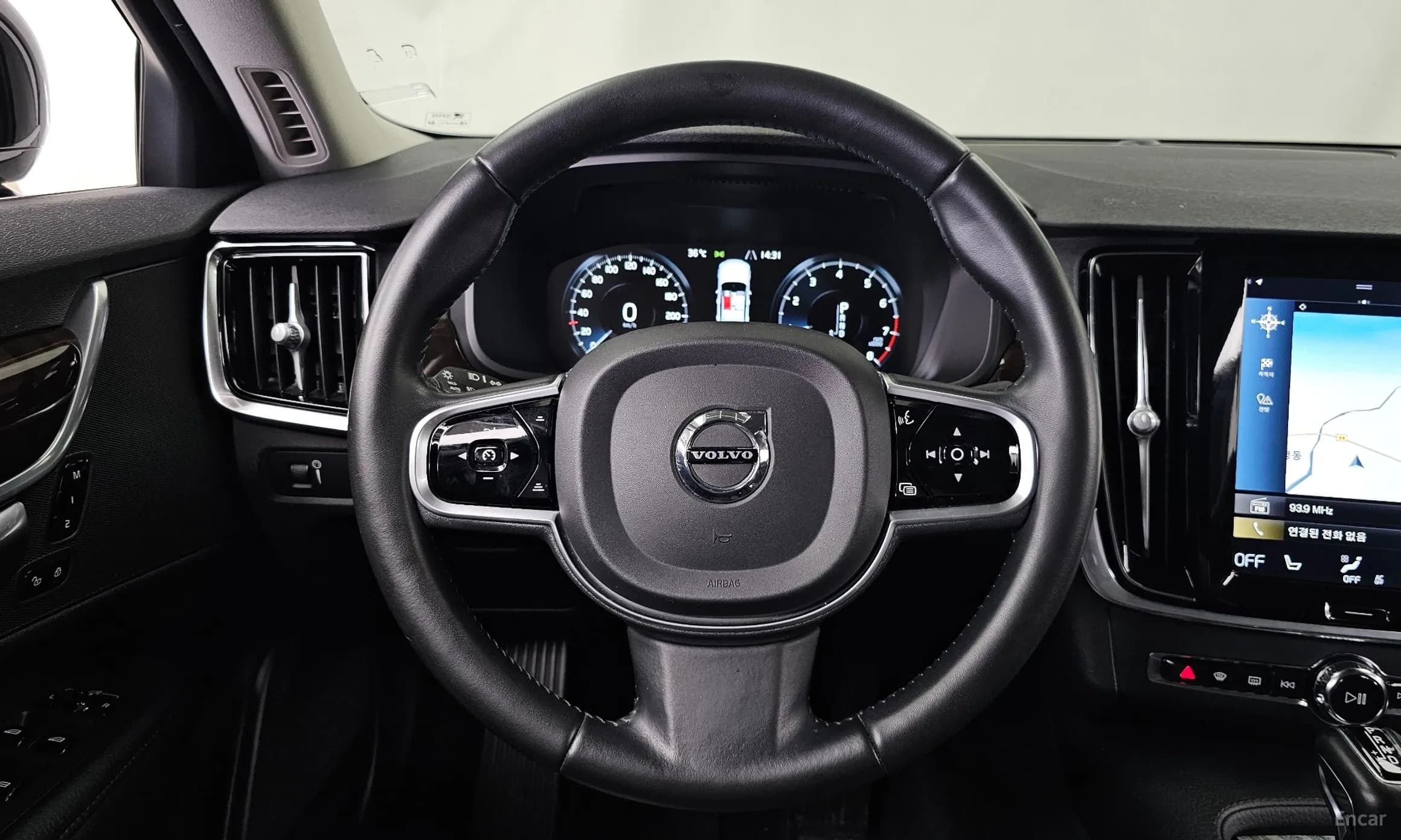 S90