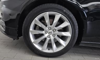 S90