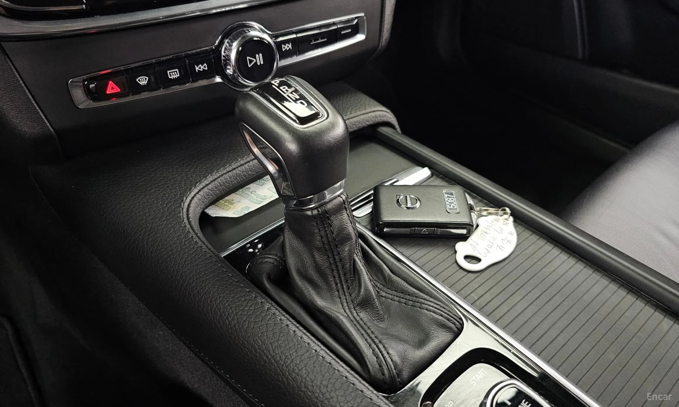 S90