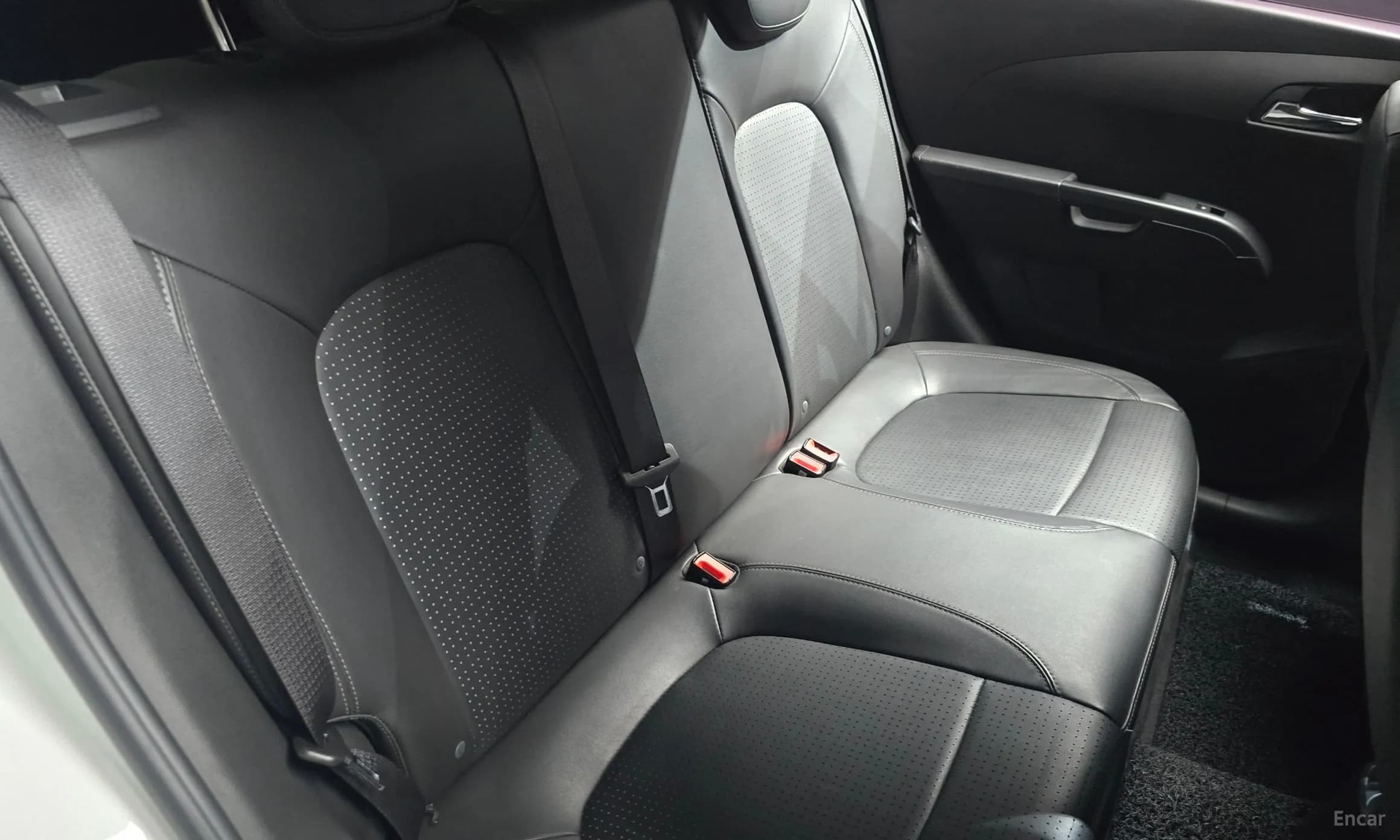 Aveo Hatchback