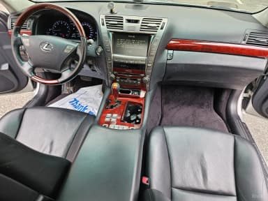 LS460