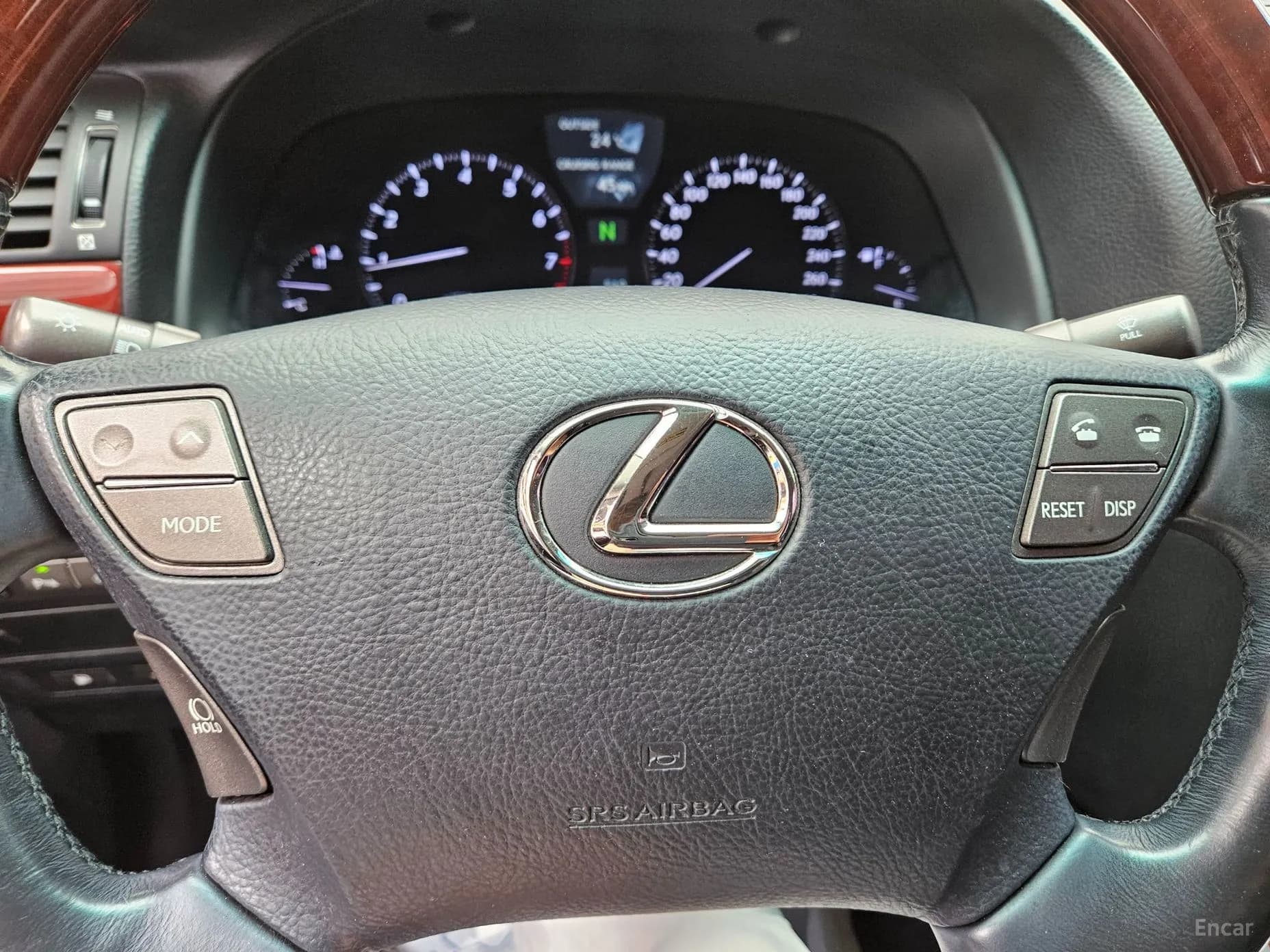 LS460