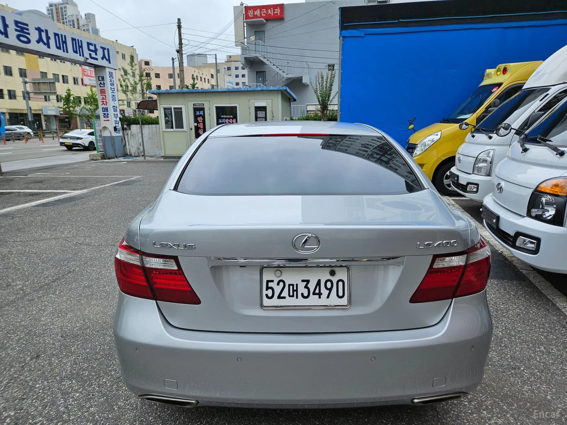 LS460
