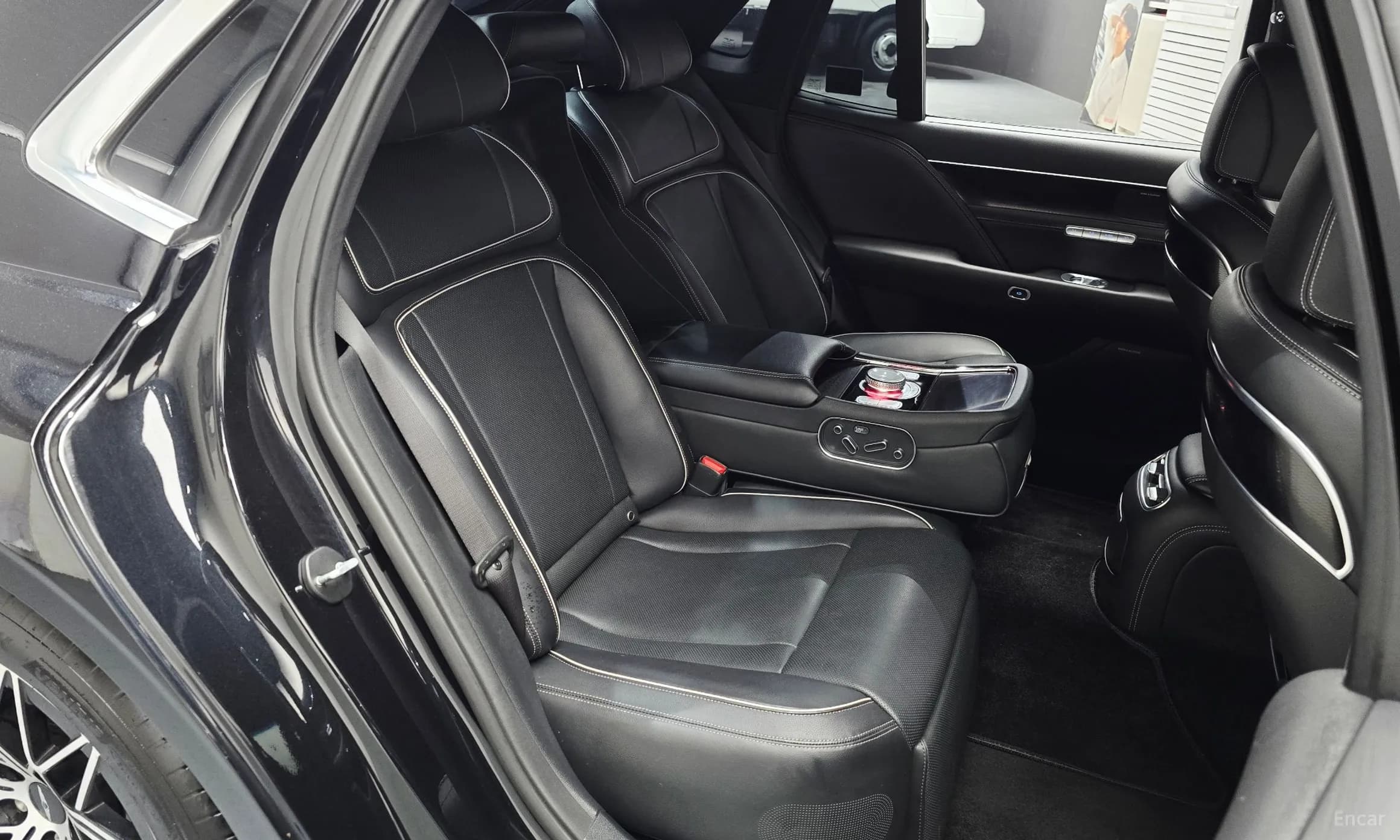 G90 (RS4)